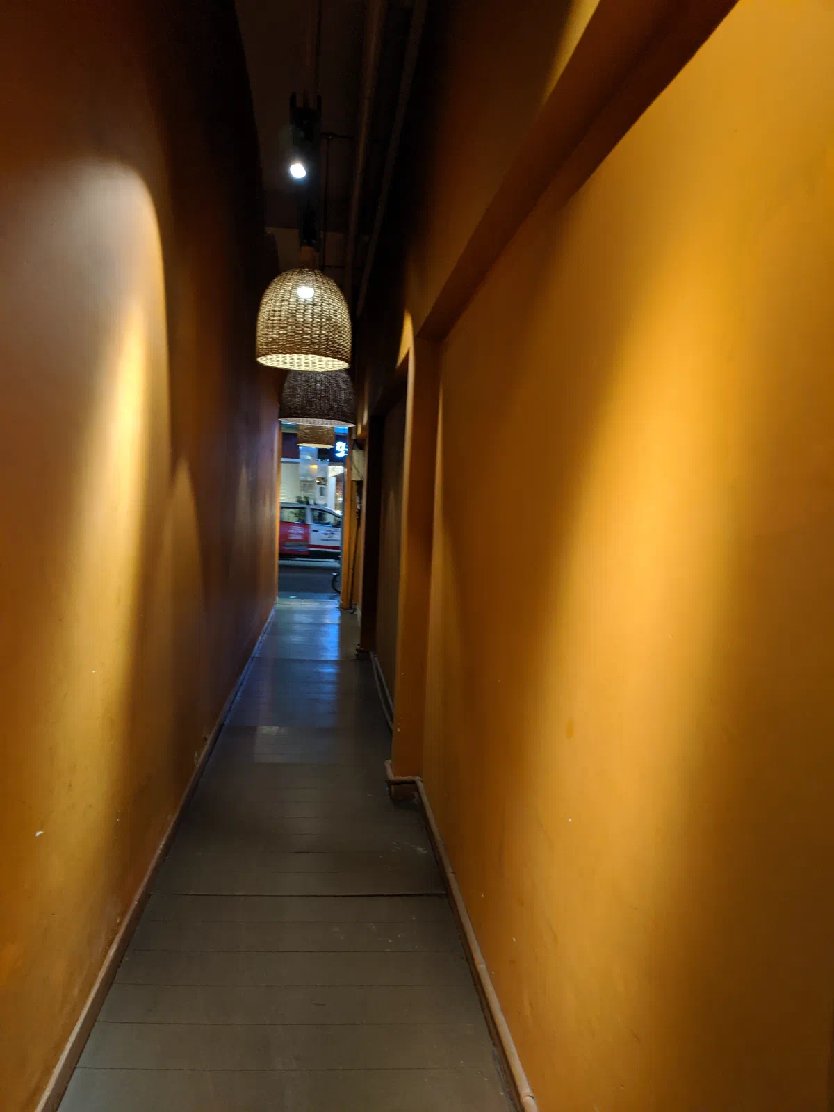 5db2d9ab3b066489653949.jpg